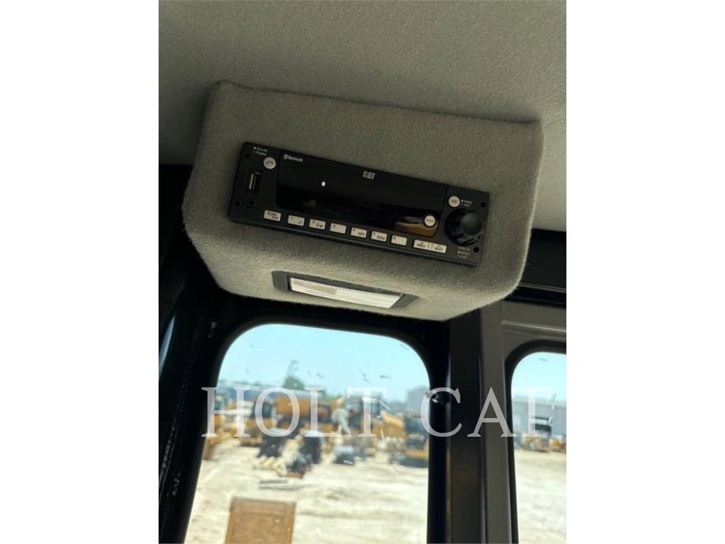 CAT 140 AWD Γκρέιντερς