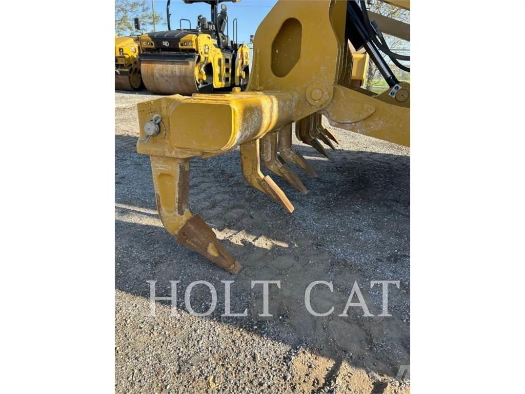CAT 140 AWD3 Γκρέιντερς