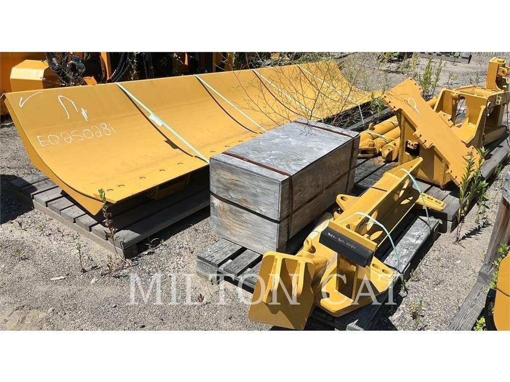 CAT 140 MASTLESS WING Εκτοξευτές χιονιού