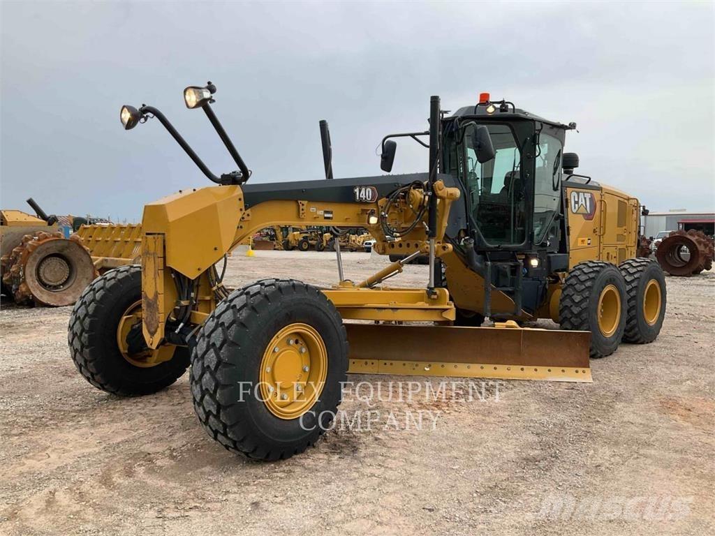 CAT 14015AWD Γκρέιντερς