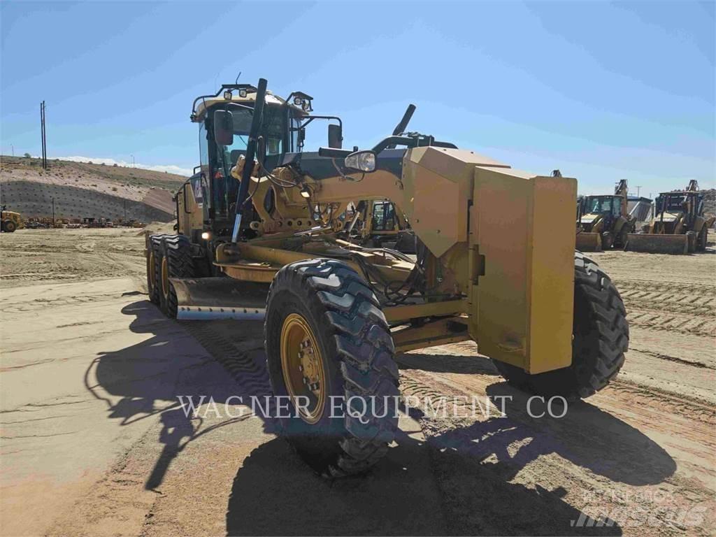 CAT 140M Γκρέιντερς