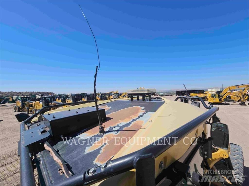 CAT 140M Γκρέιντερς
