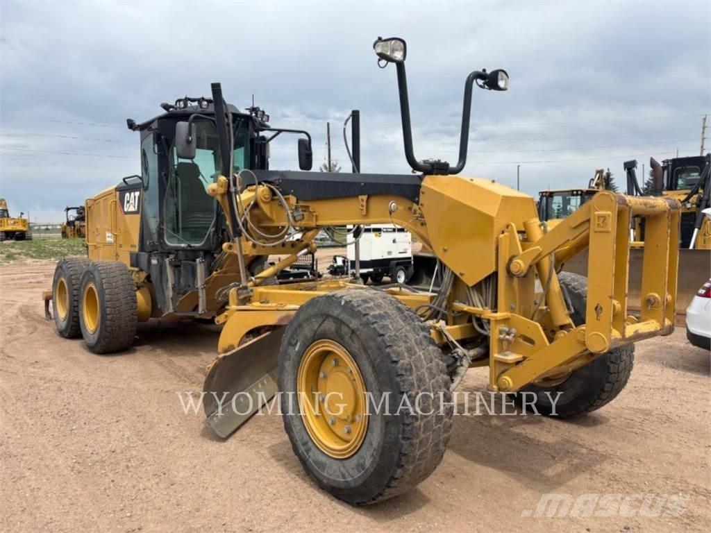 CAT 140M 2 Γκρέιντερς