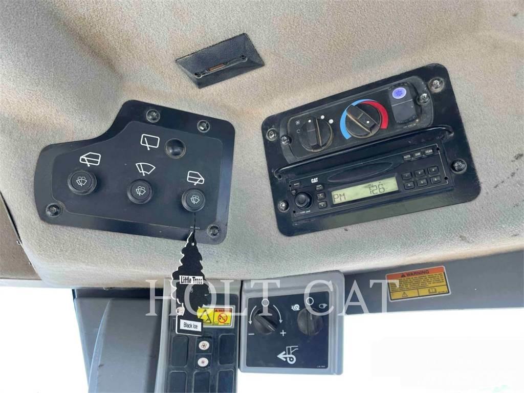 CAT 140M AWD Γκρέιντερς