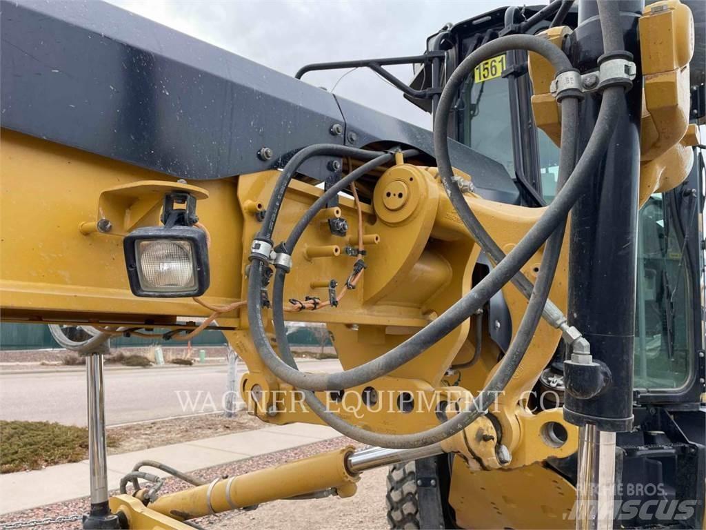 CAT 140M2 Γκρέιντερς