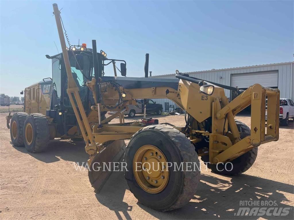 CAT 140M2 AWD Γκρέιντερς