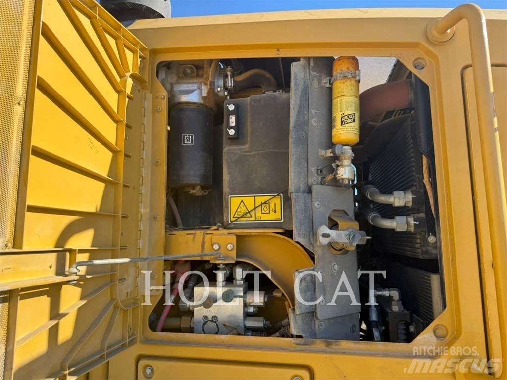 CAT 140M2 AWD Γκρέιντερς