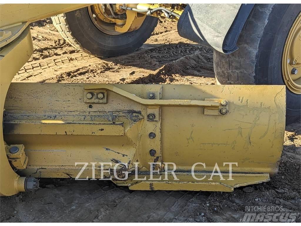 CAT 140M2AWD Γκρέιντερς