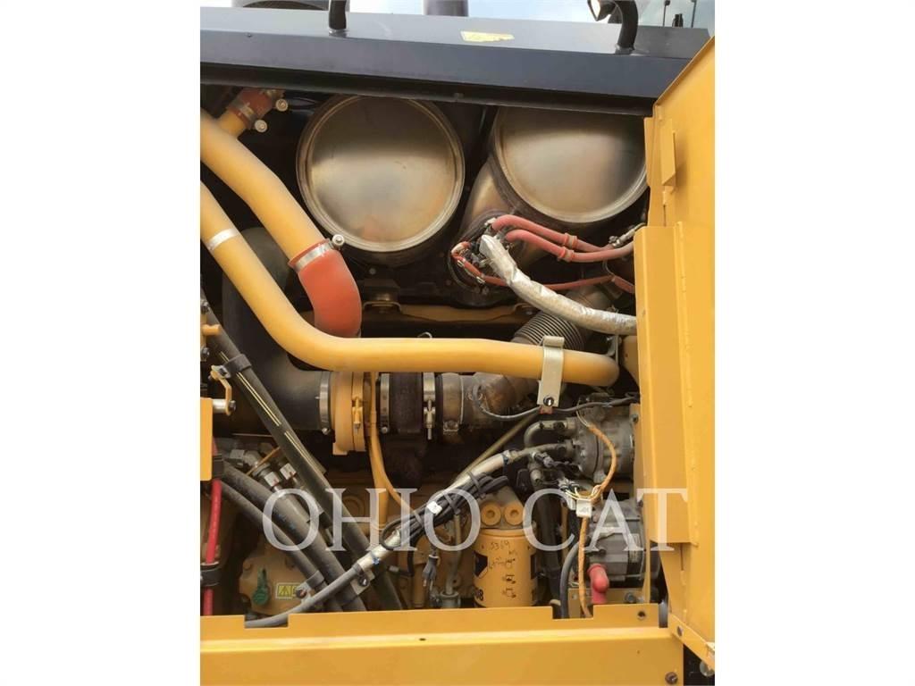 CAT 140M3 Γκρέιντερς