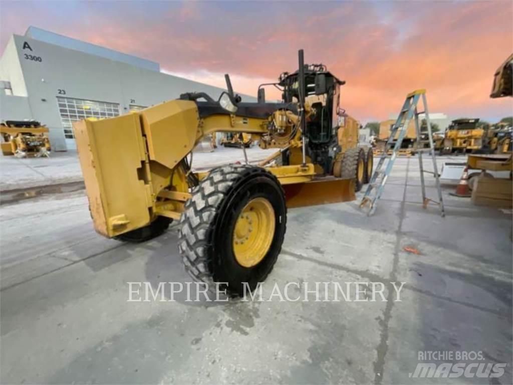 CAT 140M3 Γκρέιντερς