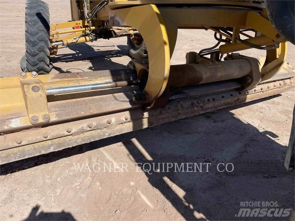 CAT 140M3 Γκρέιντερς