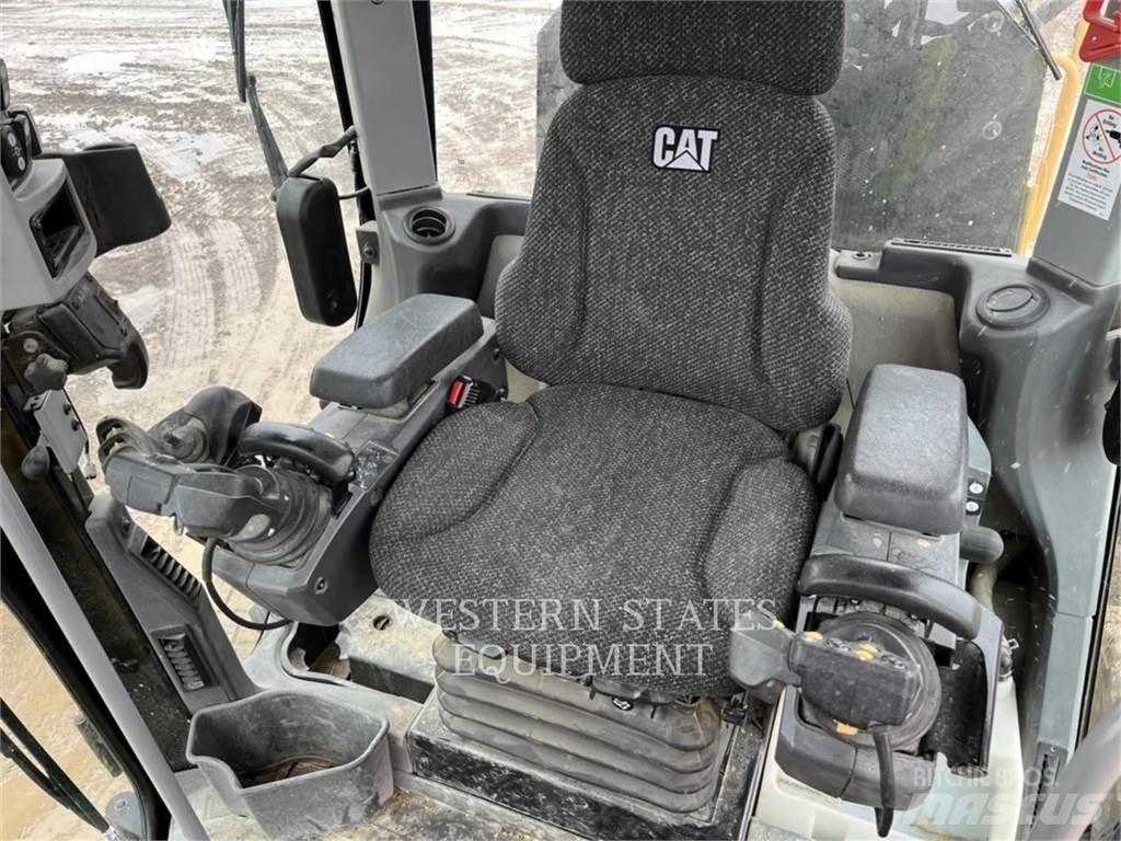CAT 140M3 Γκρέιντερς