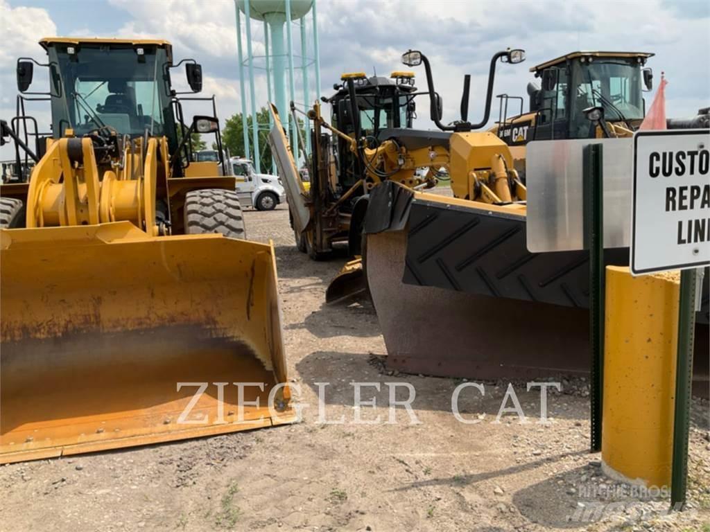 CAT 140M3 Γκρέιντερς