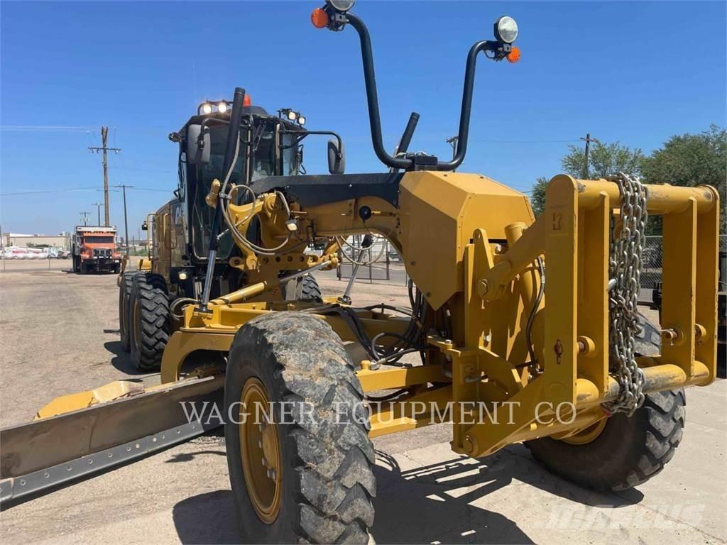 CAT 140M3 Γκρέιντερς