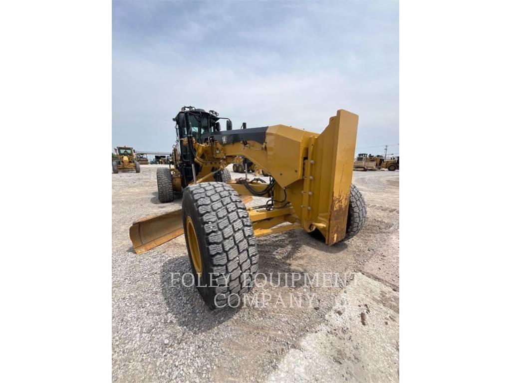 CAT 14M3A Γκρέιντερς
