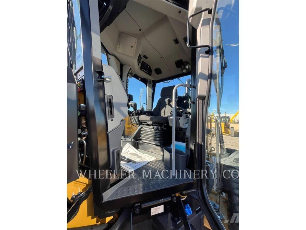 CAT 150 AWD Γκρέιντερς