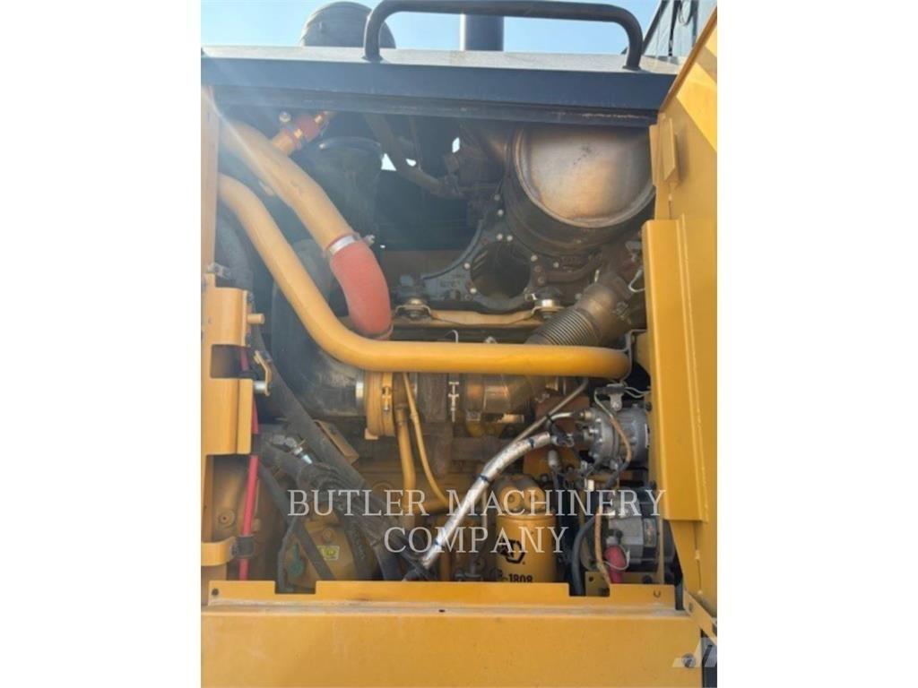 CAT 160M2AWD Γκρέιντερς