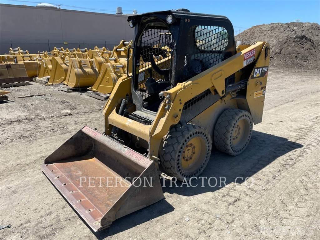 CAT 226D Φορτωτάκια