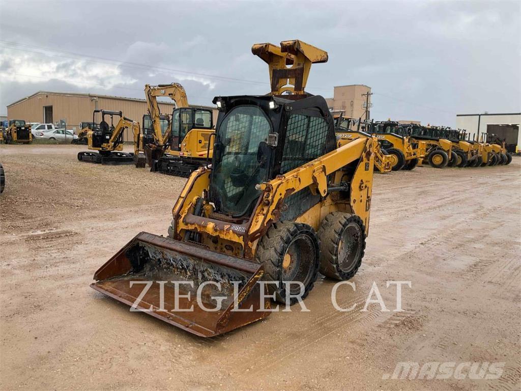 CAT 226D Φορτωτάκια