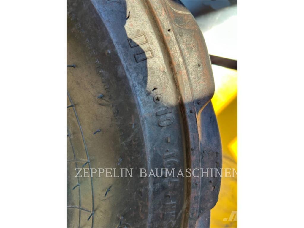 CAT 226D Φορτωτάκια