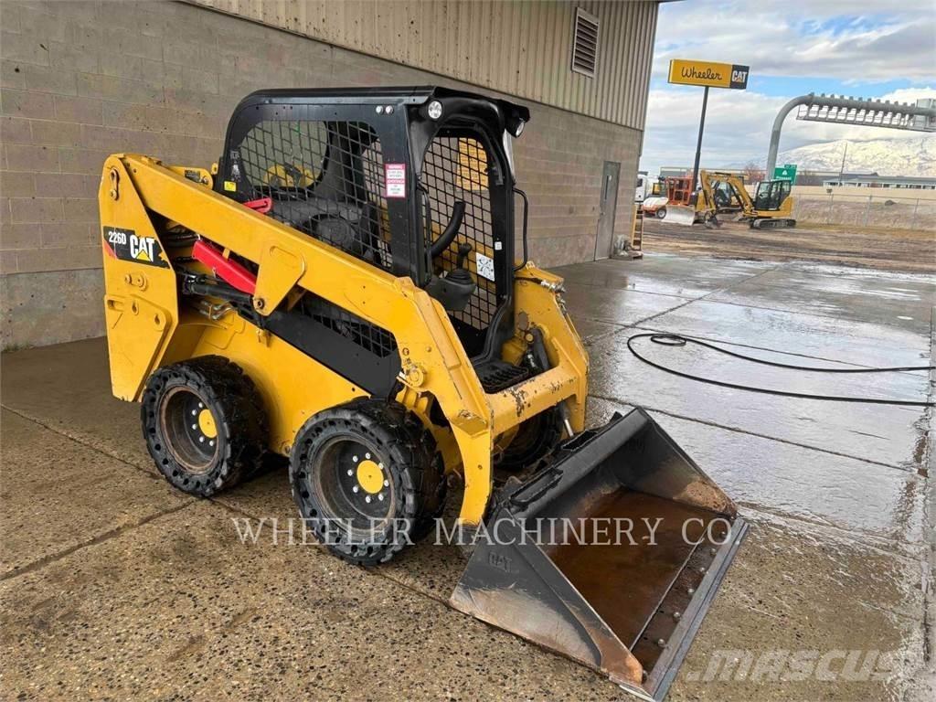CAT 226D C1-H2 Φορτωτάκια