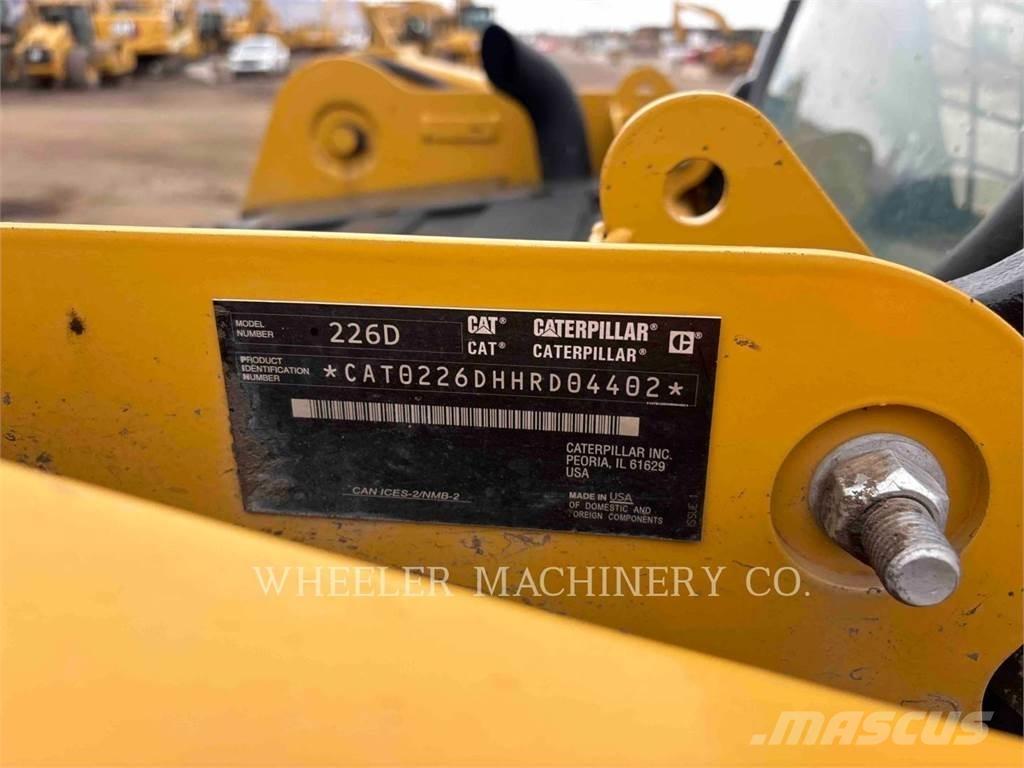 CAT 226D C1-H2 Φορτωτάκια