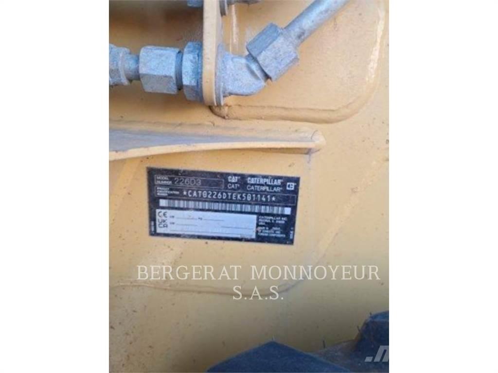 CAT 226D3 Φορτωτάκια