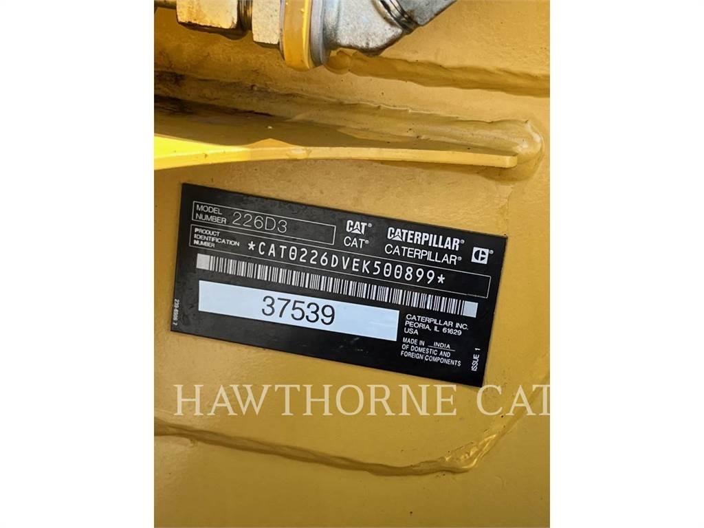 CAT 226D3 Φορτωτάκια