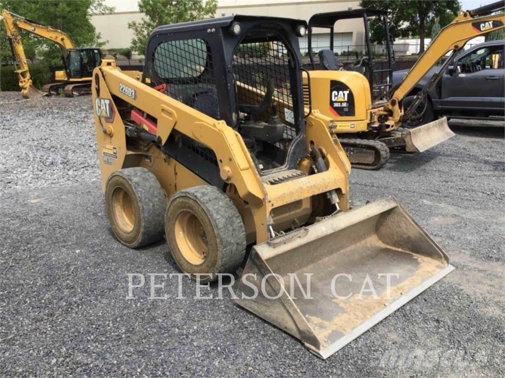CAT 226D3 Φορτωτάκια