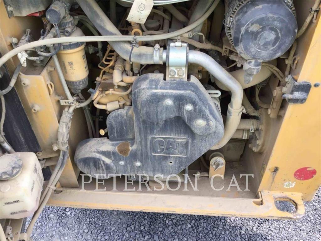 CAT 226D3 Φορτωτάκια