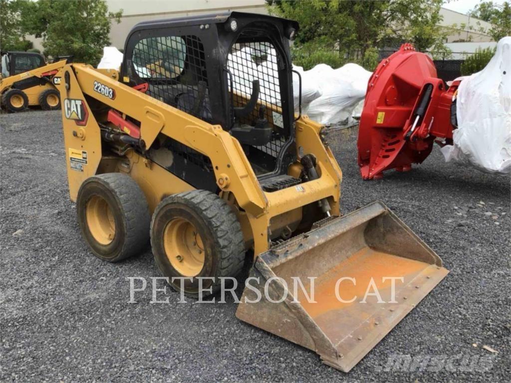 CAT 226D3 Φορτωτάκια