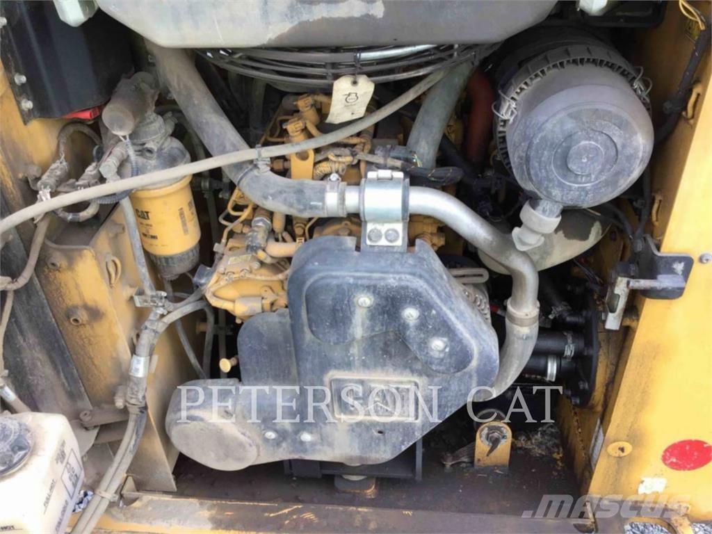 CAT 226D3 Φορτωτάκια