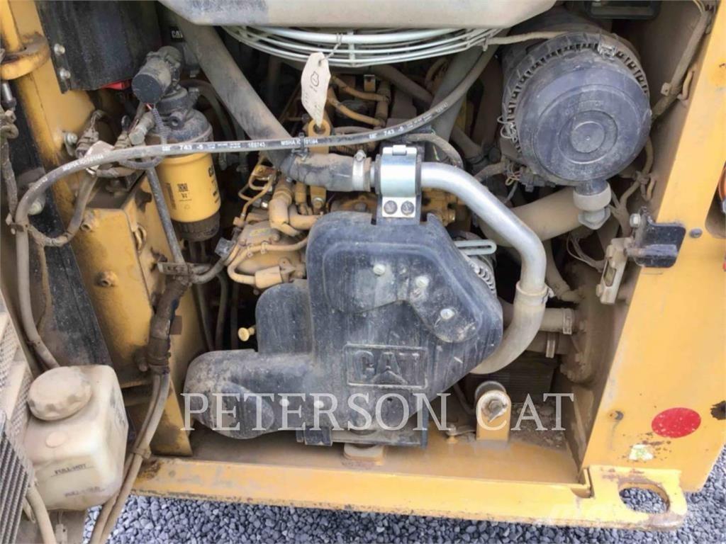 CAT 226D3 Φορτωτάκια