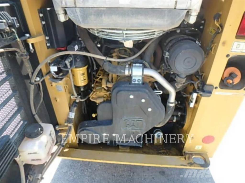 CAT 226D3 Φορτωτάκια