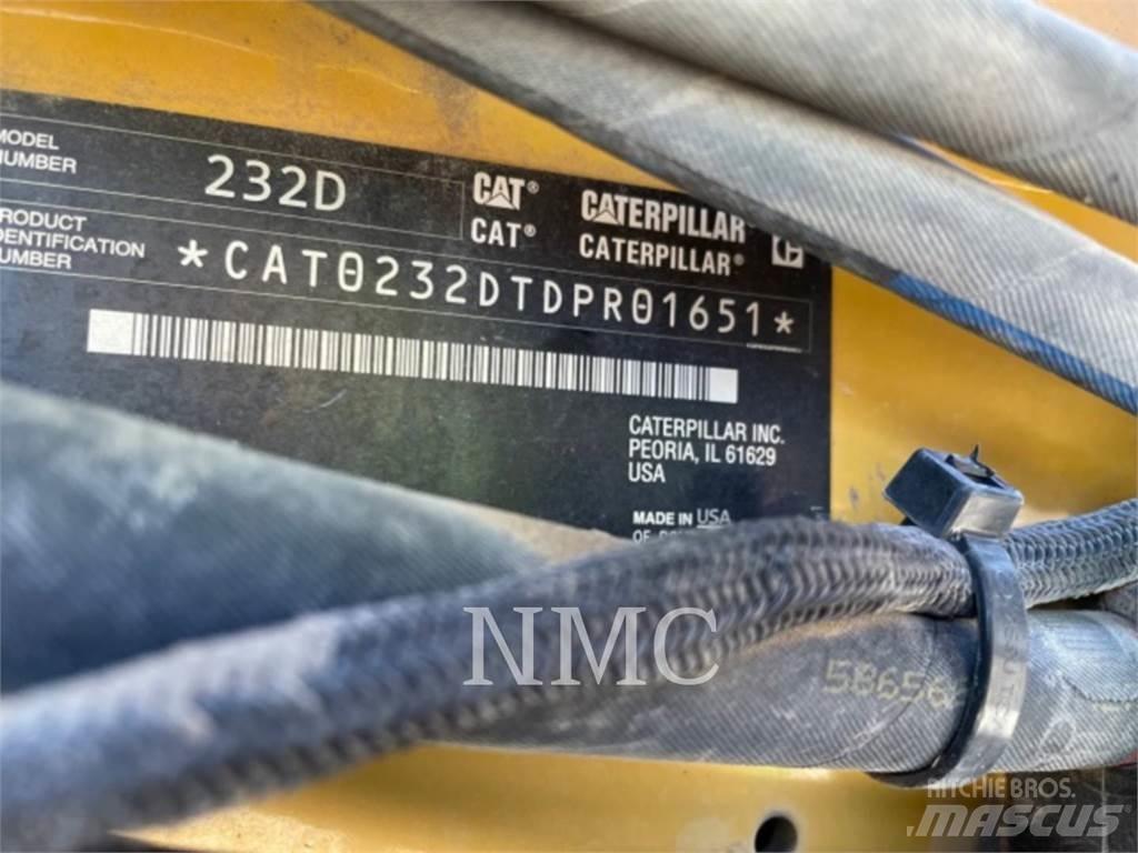 CAT 232D Φορτωτάκια