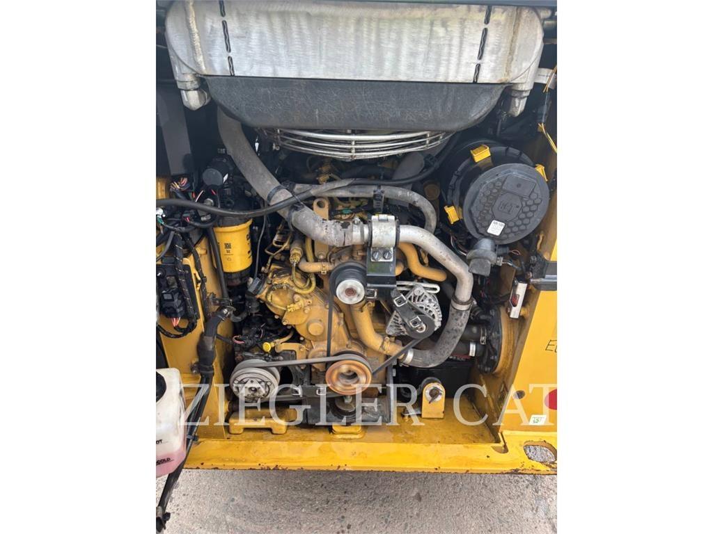 CAT 232D3 Φορτωτάκια