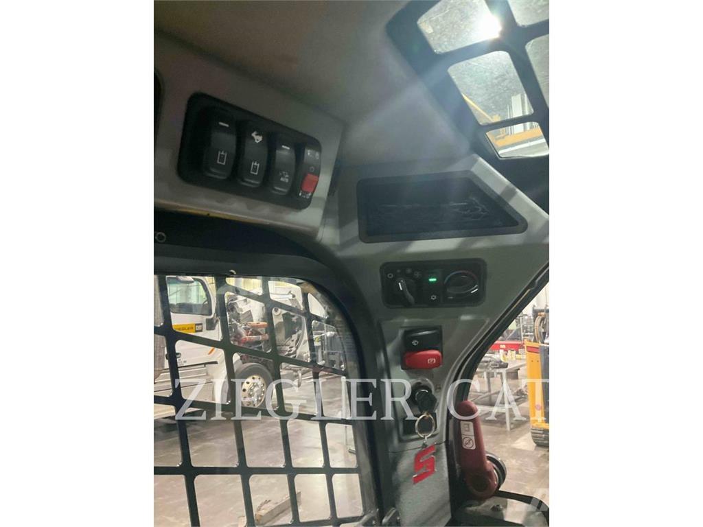 CAT 232D3 Φορτωτάκια