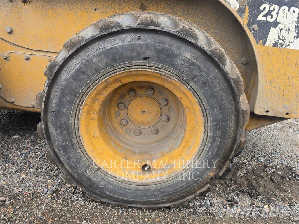 CAT 236B3 Φορτωτάκια