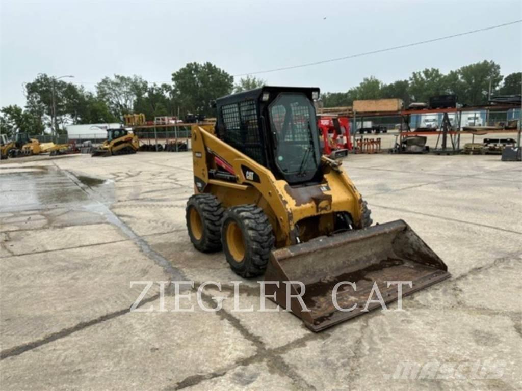 CAT 236B3 Φορτωτάκια