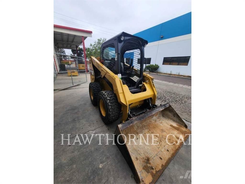 CAT 236D Φορτωτάκια