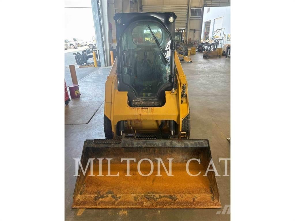 CAT 236D 3 Φορτωτάκια