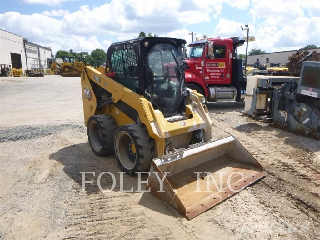 CAT 236D3 Φορτωτάκια