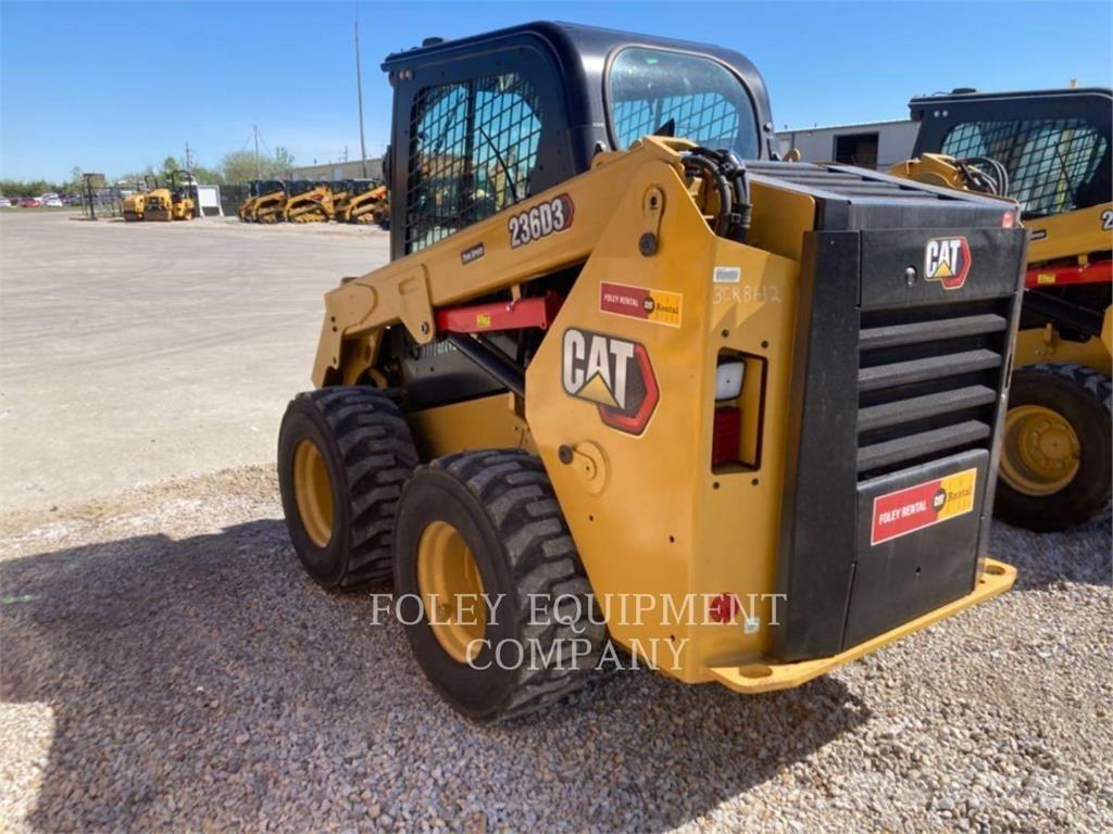 CAT 236D3STD2C Φορτωτάκια