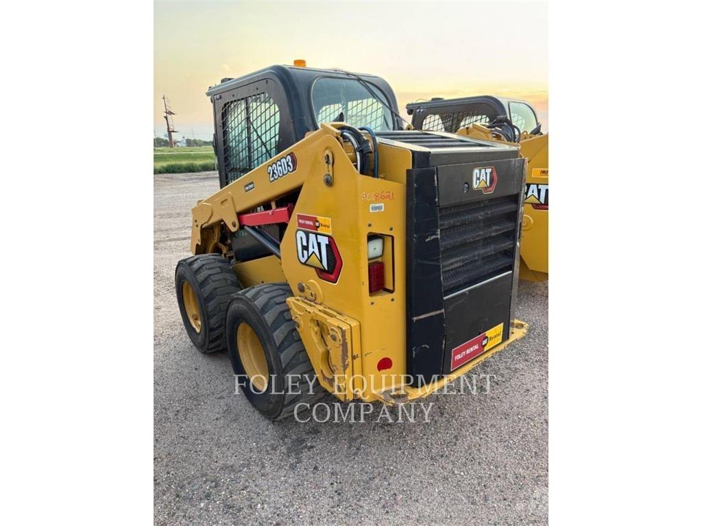 CAT 236D3STD2C Φορτωτάκια