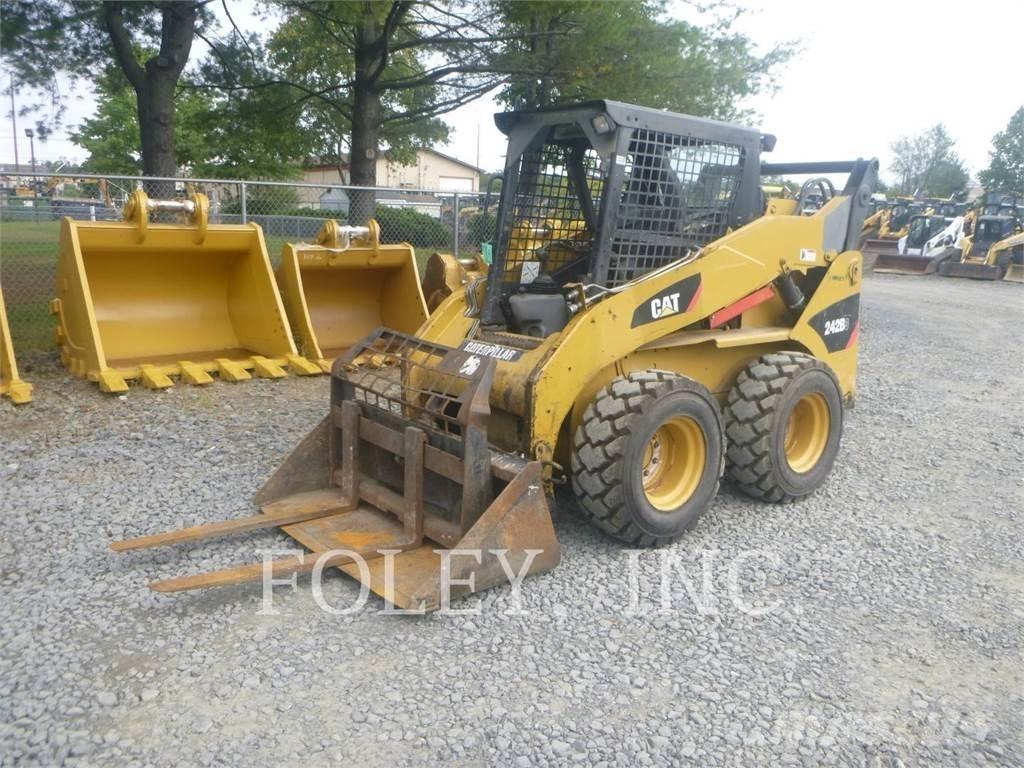 CAT 242B3 Φορτωτάκια