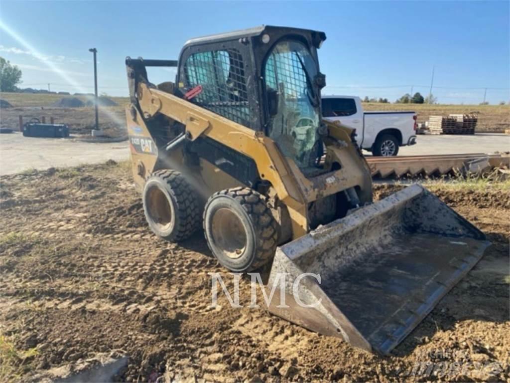 CAT 242D Φορτωτάκια