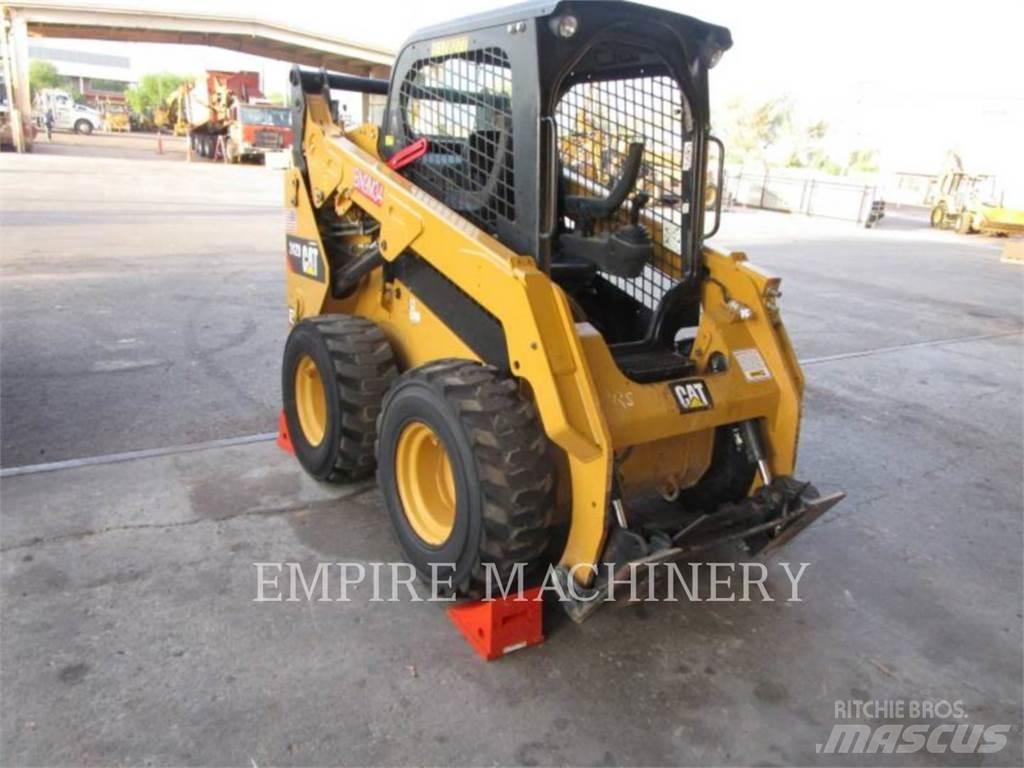 CAT 242D Φορτωτάκια