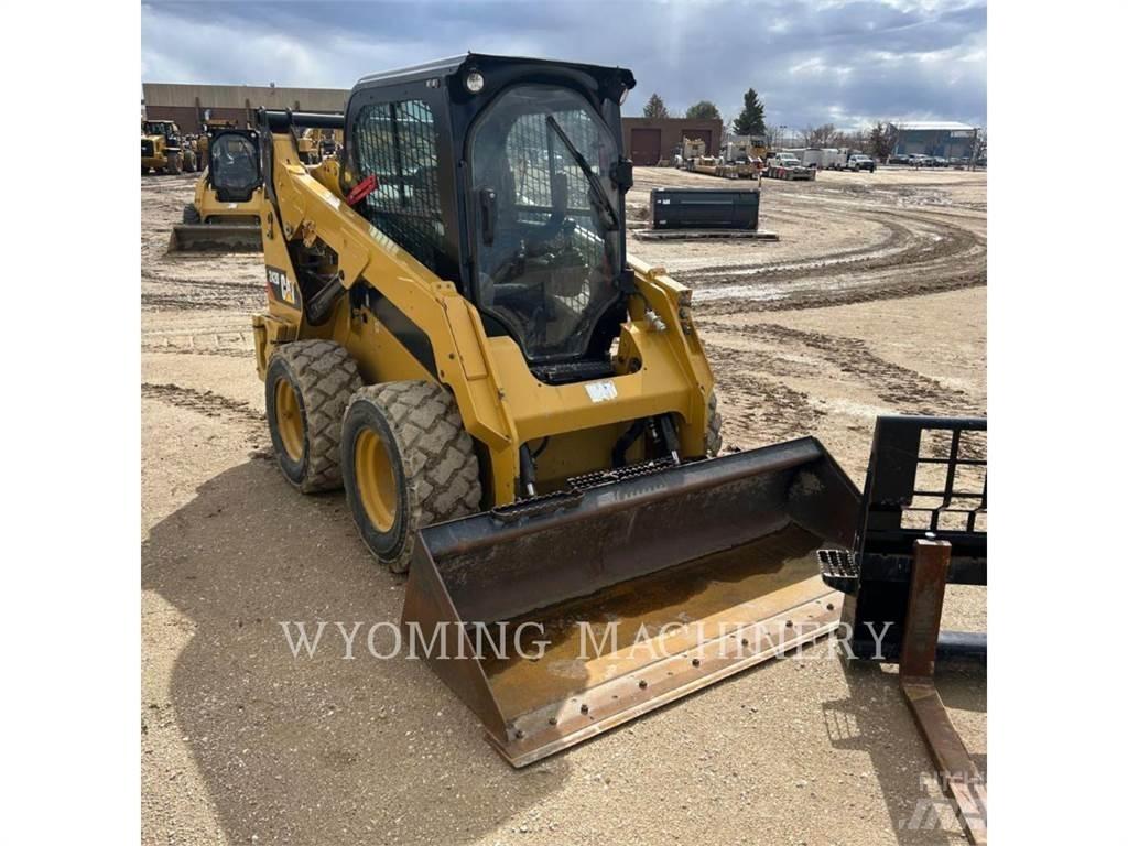CAT 242D Φορτωτάκια