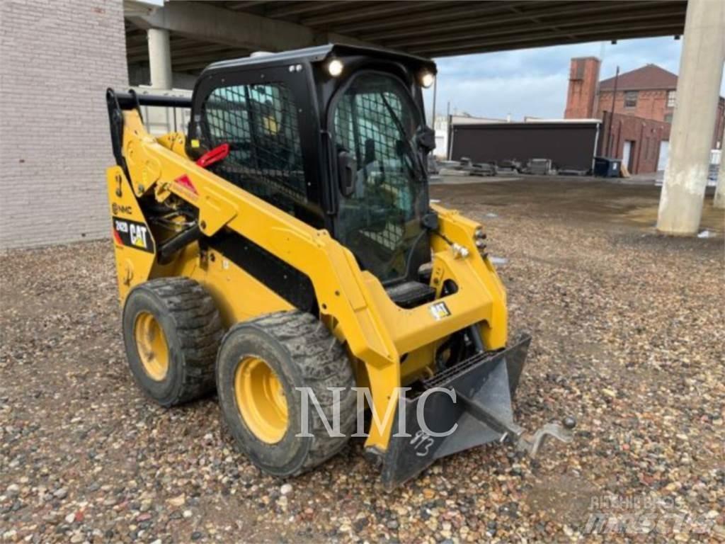 CAT 242D Φορτωτάκια