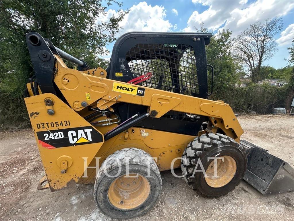 CAT 242D Φορτωτάκια